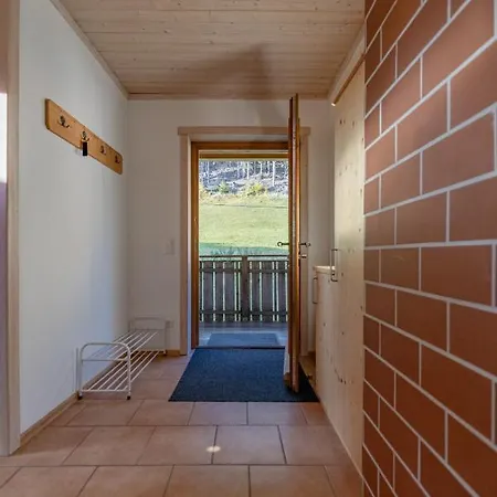 Panoramahof Am Goldberg Apartmán *